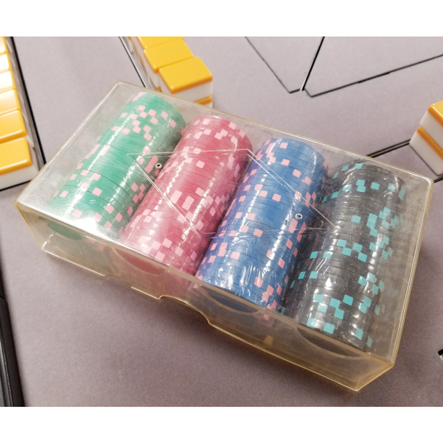 限定1セット 在庫一掃セール カジノ風チップ 4色各25枚 計100枚 未使用品訳ありａタイプ 全自動麻雀卓 手打ち麻雀卓の販売 修理専門店のささき